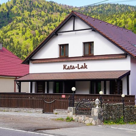 Hotel Kata - Lak BaileTusnad Esterno foto