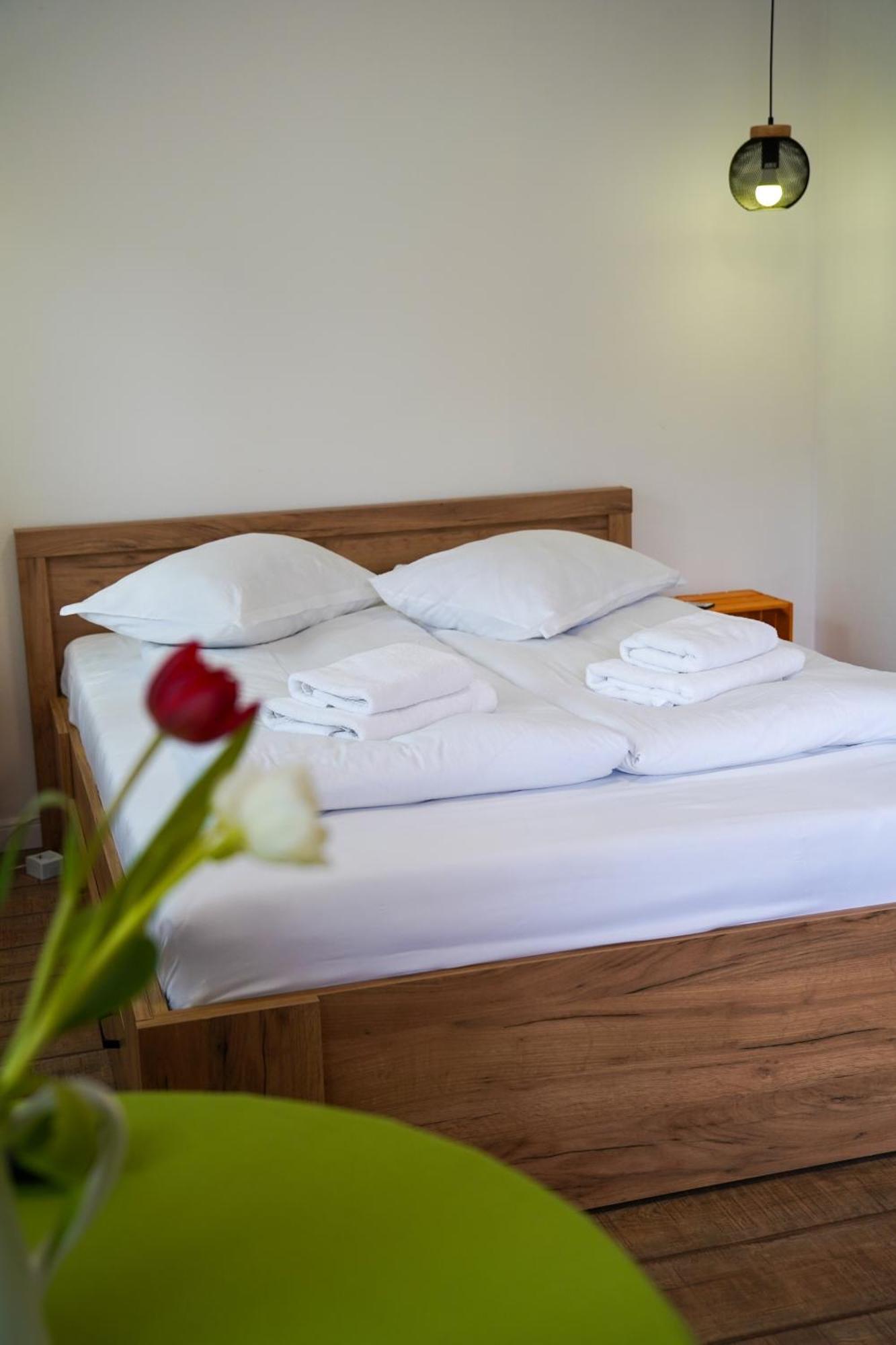 Hotel Kata - Lak BaileTusnad Esterno foto